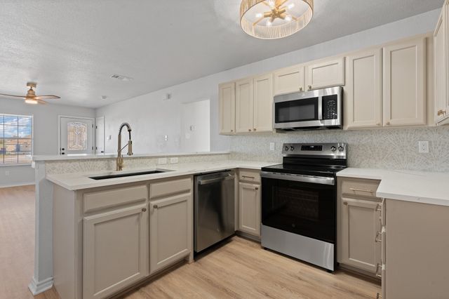 5501 Baron Drive, Joshua, TX 76058