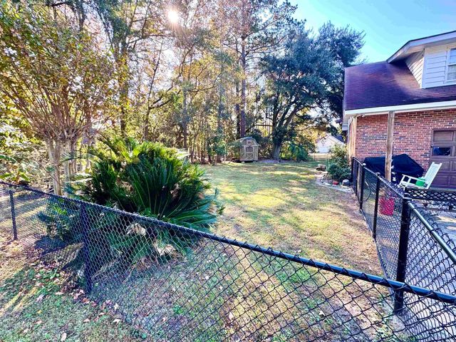 40 Governor Boone Ln., Georgetown, SC 29440