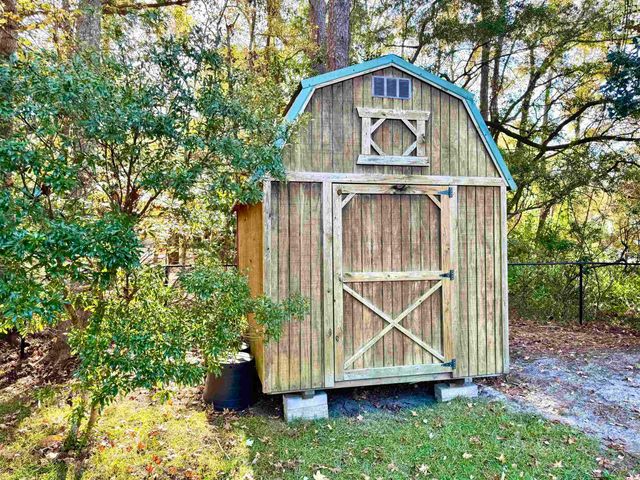 40 Governor Boone Ln., Georgetown, SC 29440