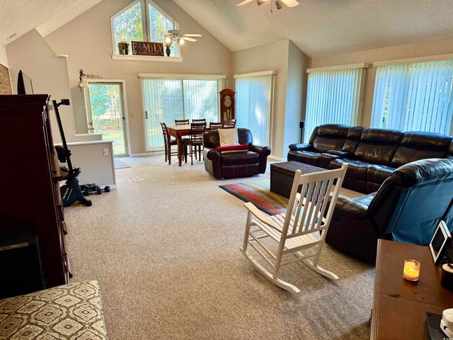 40 Governor Boone Ln., Georgetown, SC 29440