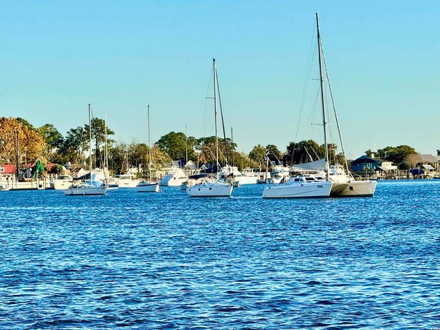 40 Governor Boone Ln., Georgetown, SC 29440