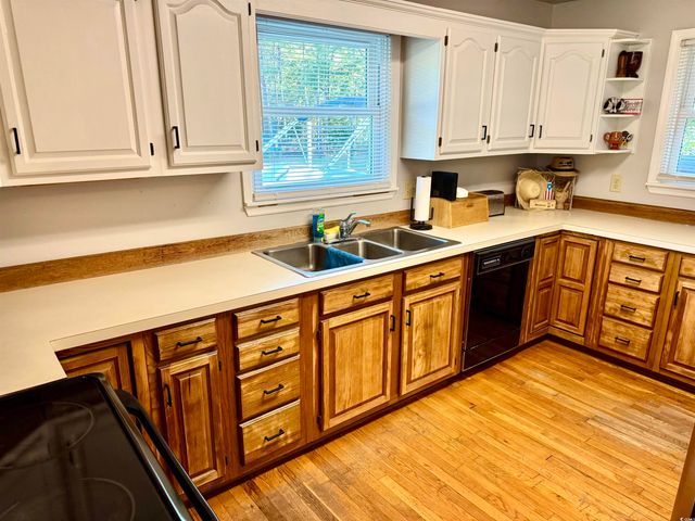 40 Governor Boone Ln., Georgetown, SC 29440