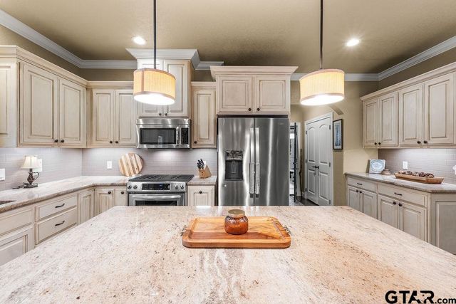 15765 County Road 384, Tyler, TX 75707