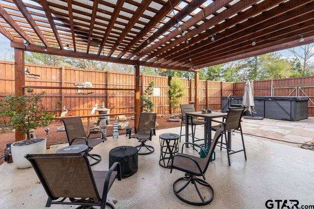 15765 County Road 384, Tyler, TX 75707