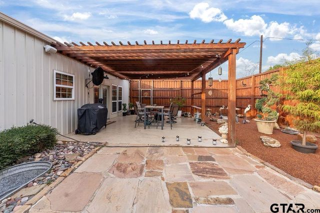 15765 County Road 384, Tyler, TX 75707