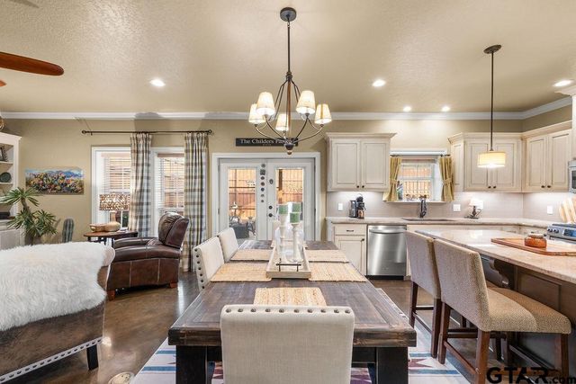 15765 County Road 384, Tyler, TX 75707