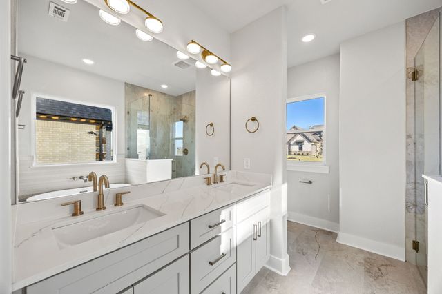 1833 Sudbury Drive, Cleburne, TX 76033