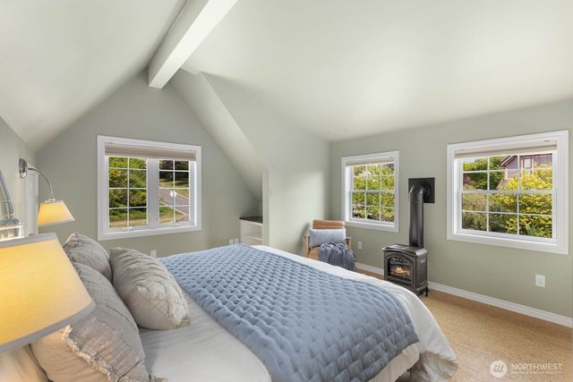 1720 Knox Avenue, Bellingham, WA 98225