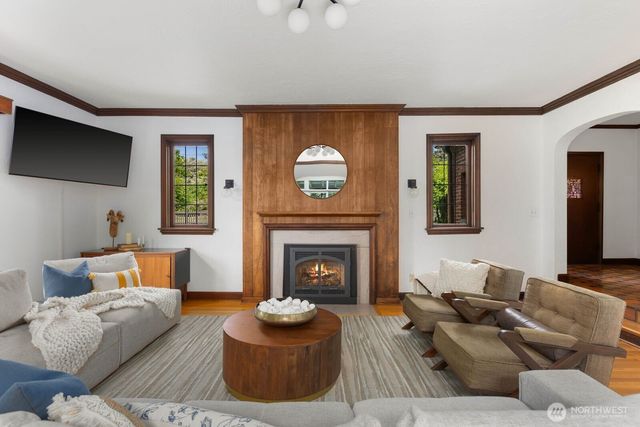 1720 Knox Avenue, Bellingham, WA 98225
