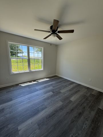 1615 Carthage Rd, Red Boiling Springs, TN 37150