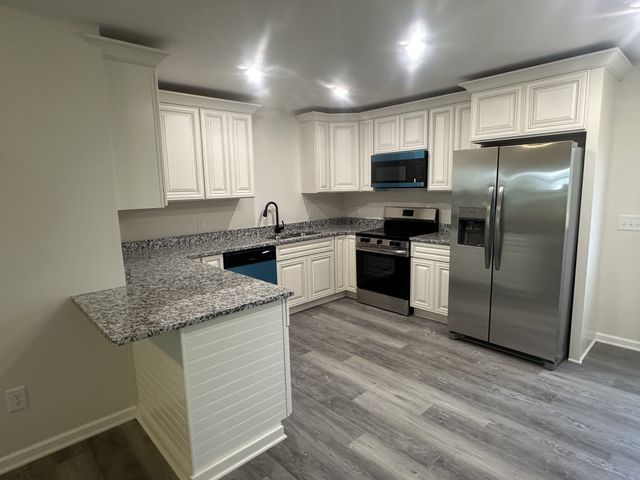 1615 Carthage Rd, Red Boiling Springs, TN 37150