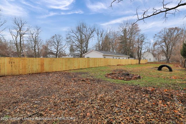 330 Horatio Street, Charlotte, MI 48813