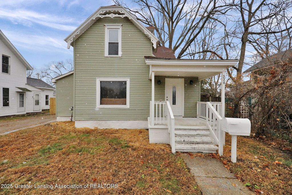 330 Horatio Street, Charlotte, MI 48813