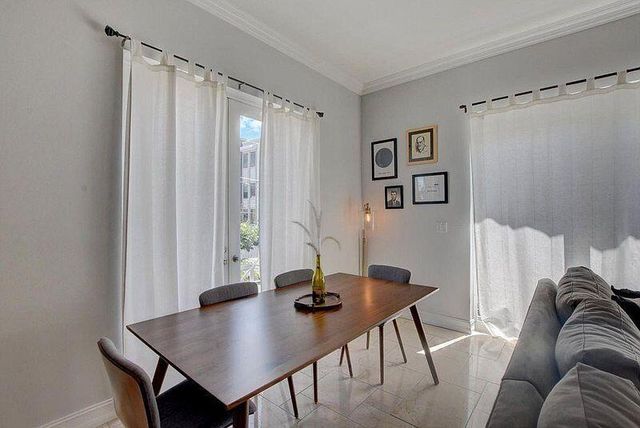 12 SE 1st Avenue 201, Delray Beach, FL 33444