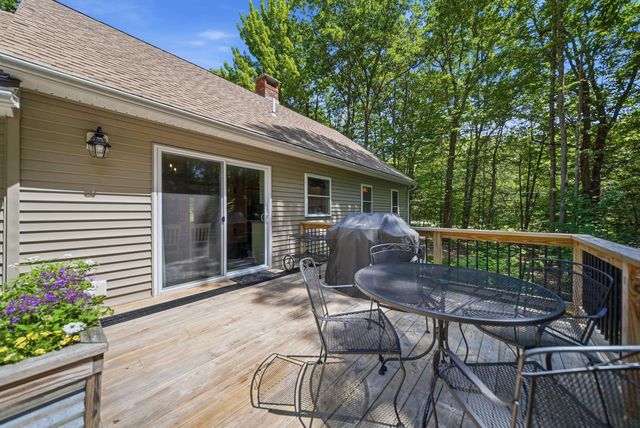 499 New Hampshire Route 140, Gilmanton, NH 03237