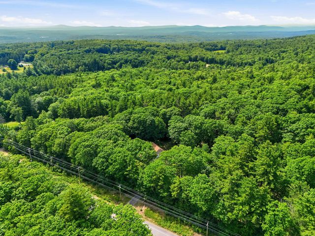 499 New Hampshire Route 140, Gilmanton, NH 03237