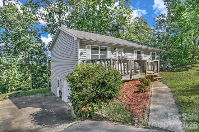 148 Stradley Mountain Road, Asheville, NC 28806