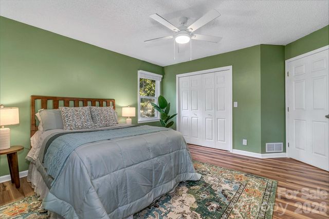 148 Stradley Mountain Road, Asheville, NC 28806