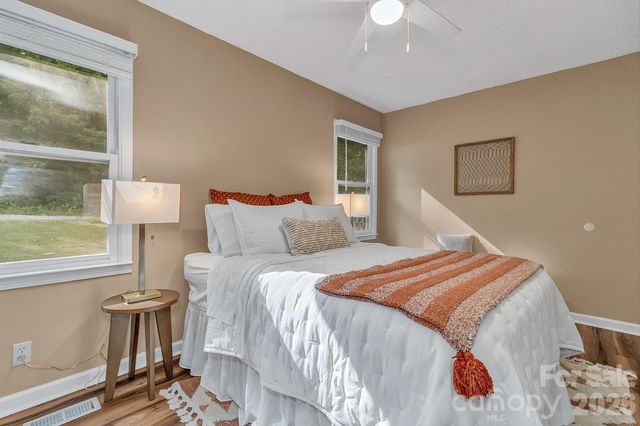 148 Stradley Mountain Road, Asheville, NC 28806
