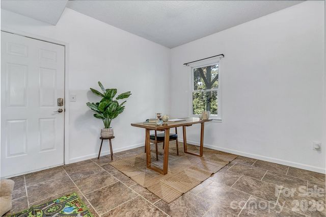 148 Stradley Mountain Road, Asheville, NC 28806