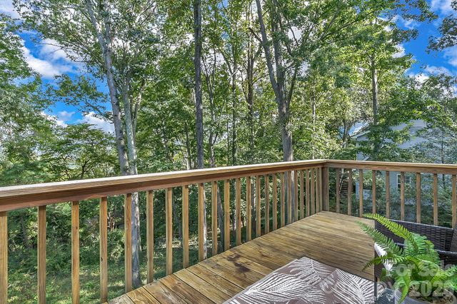 148 Stradley Mountain Road, Asheville, NC 28806