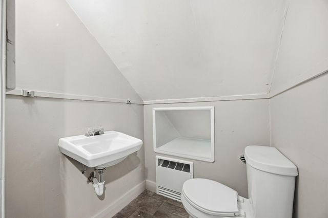 1221 5th Street S, Moorhead, MN 56560