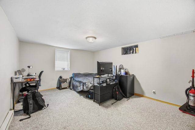 1221 5th Street S, Moorhead, MN 56560