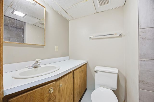 1221 5th Street S, Moorhead, MN 56560