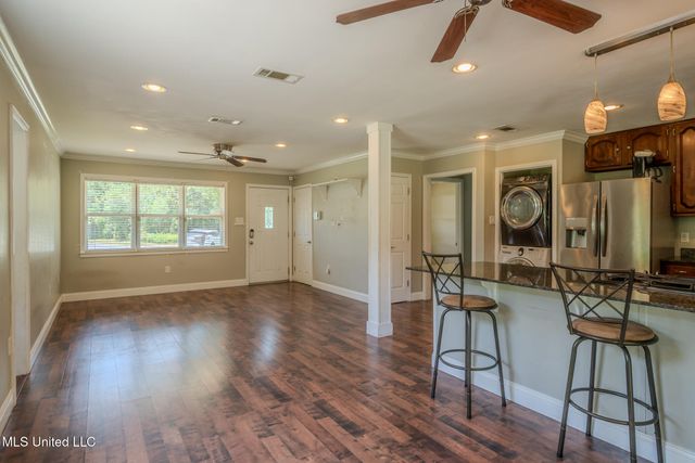 2623 Demaret Drive, Gulfport, MS 39507