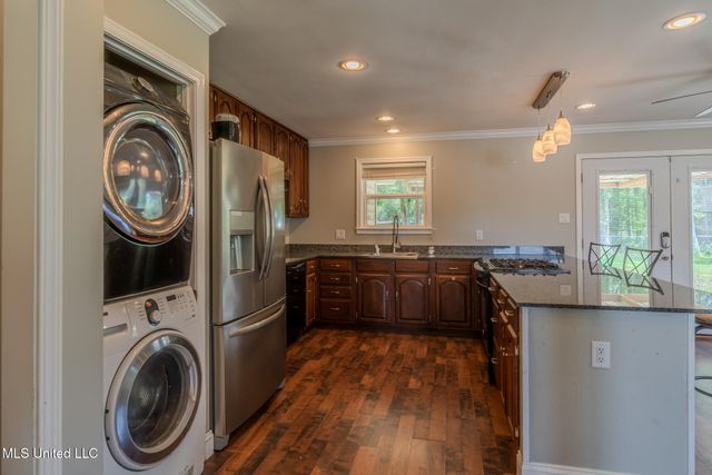 2623 Demaret Drive, Gulfport, MS 39507