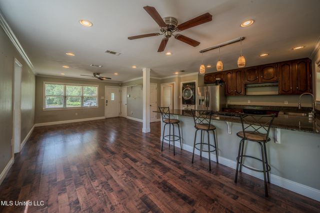 2623 Demaret Drive, Gulfport, MS 39507