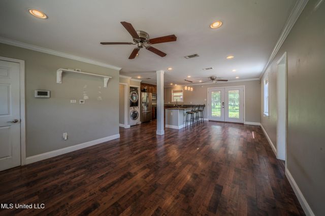 2623 Demaret Drive, Gulfport, MS 39507
