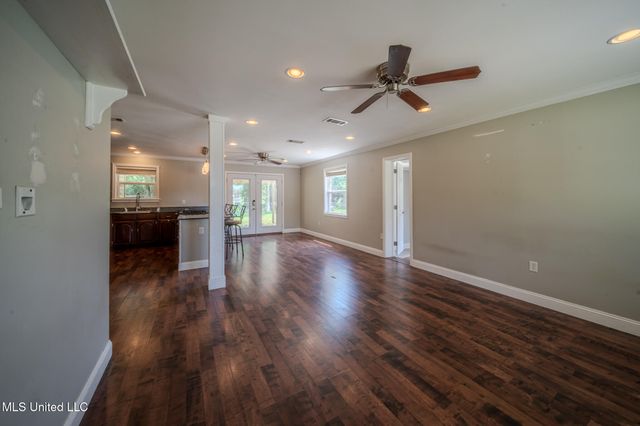 2623 Demaret Drive, Gulfport, MS 39507