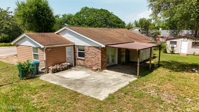 2623 Demaret Drive, Gulfport, MS 39507