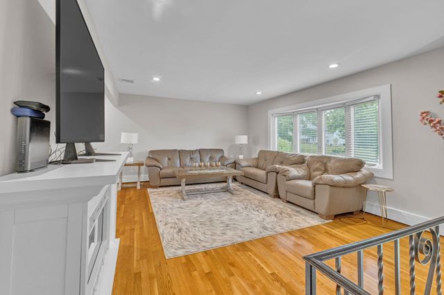3144 Quinlan Street, Yorktown Heights, NY 10598
