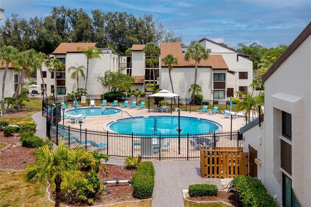 2207 BELLEAIR ROAD B30, Clearwater, FL 33764