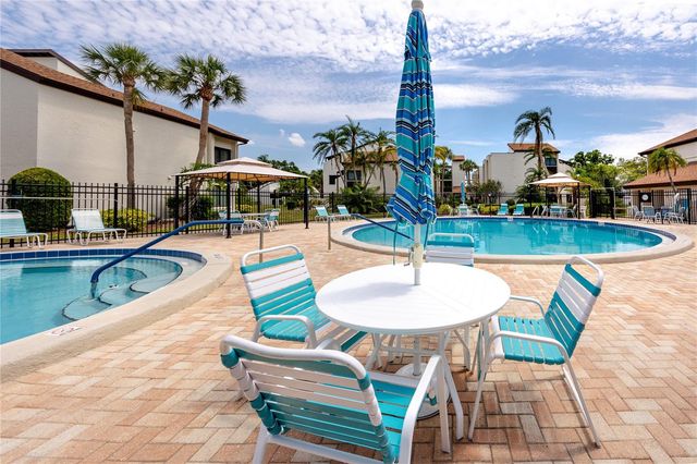 2207 BELLEAIR ROAD B30, Clearwater, FL 33764
