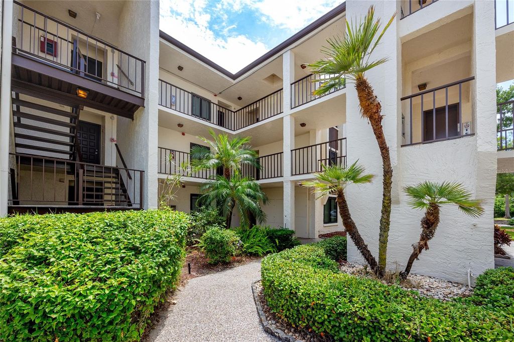 2207 BELLEAIR ROAD B30, Clearwater, FL 33764