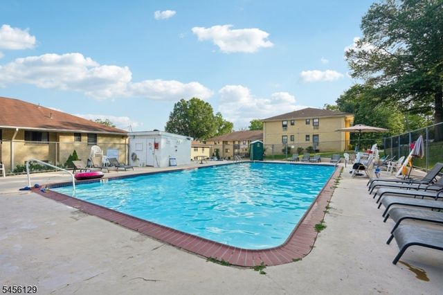 401 Us Highway 22 12D, North Plainfield Boro, NJ 07060