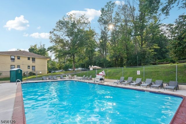 401 Us Highway 22 12D, North Plainfield Boro, NJ 07060
