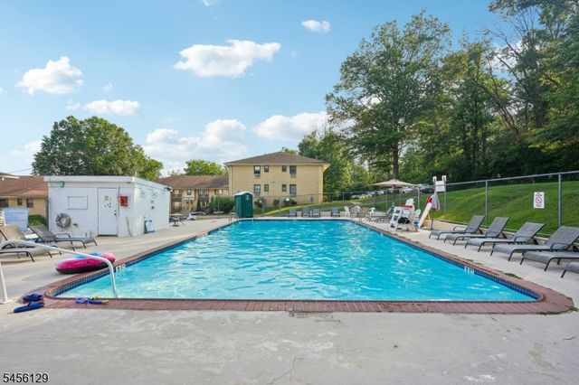 401 Us Highway 22 12D, North Plainfield Boro, NJ 07060