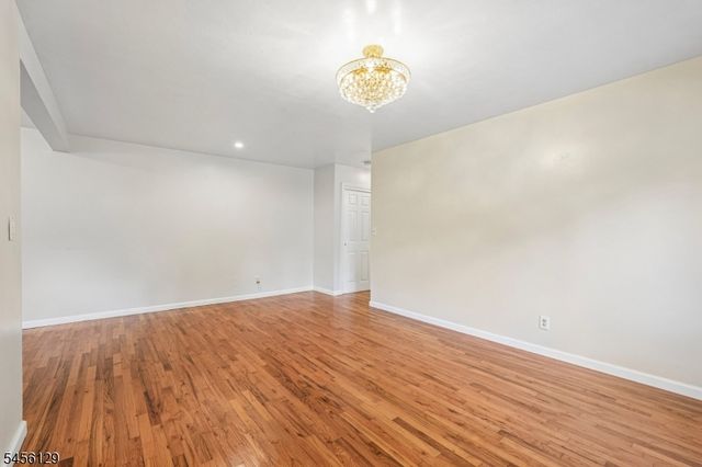 401 Us Highway 22 12D, North Plainfield Boro, NJ 07060