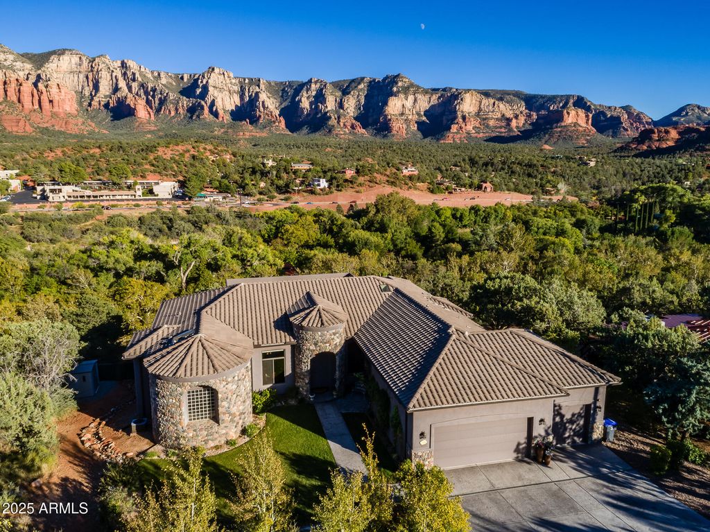 110 SugarLoaf Drive, Sedona, AZ 86336