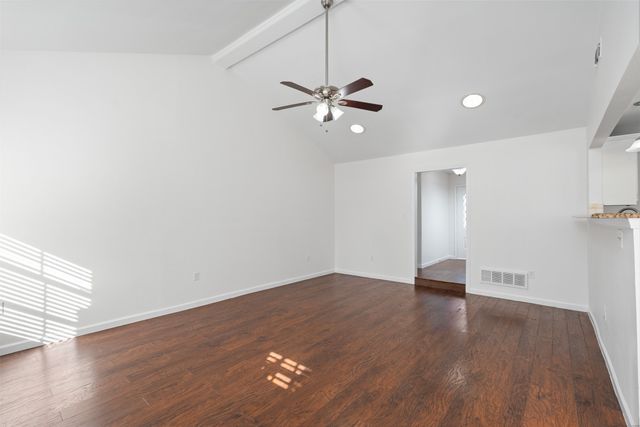 4910 Spring Creek Road, Arlington, TX 76017