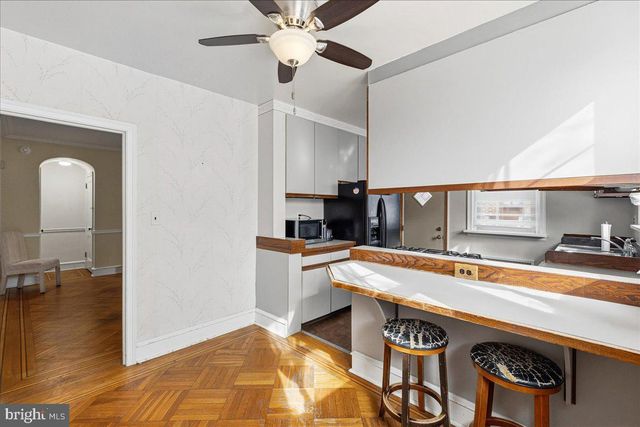 302 WADSWORTH AVE, Philadelphia, PA 19119