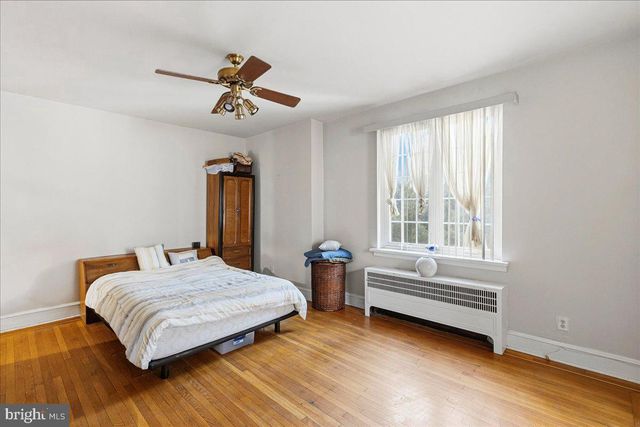 302 WADSWORTH AVE, Philadelphia, PA 19119