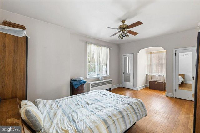 302 WADSWORTH AVE, Philadelphia, PA 19119