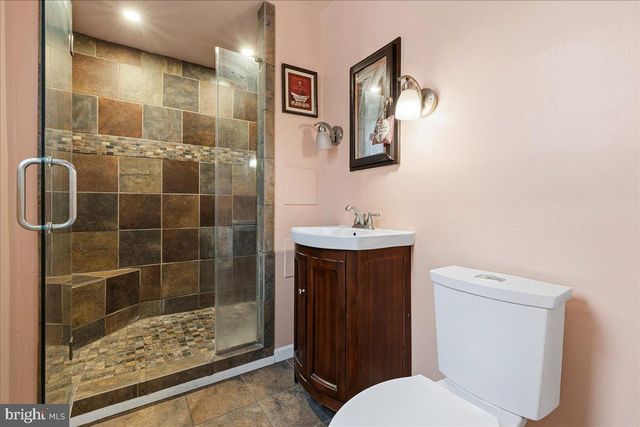 302 WADSWORTH AVE, Philadelphia, PA 19119