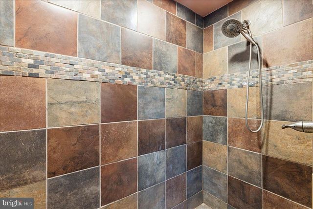 302 WADSWORTH AVE, Philadelphia, PA 19119