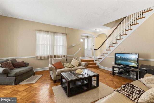 302 WADSWORTH AVE, Philadelphia, PA 19119